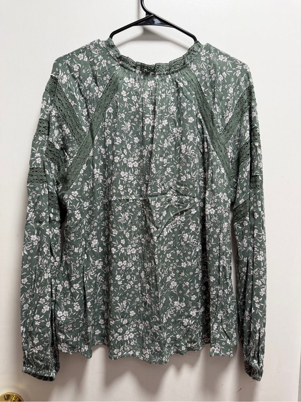 Easel Blouse Sz L Green Floral Long Sleeve Pleated Crochet Cottage-core Boho - Picture 9 of 9